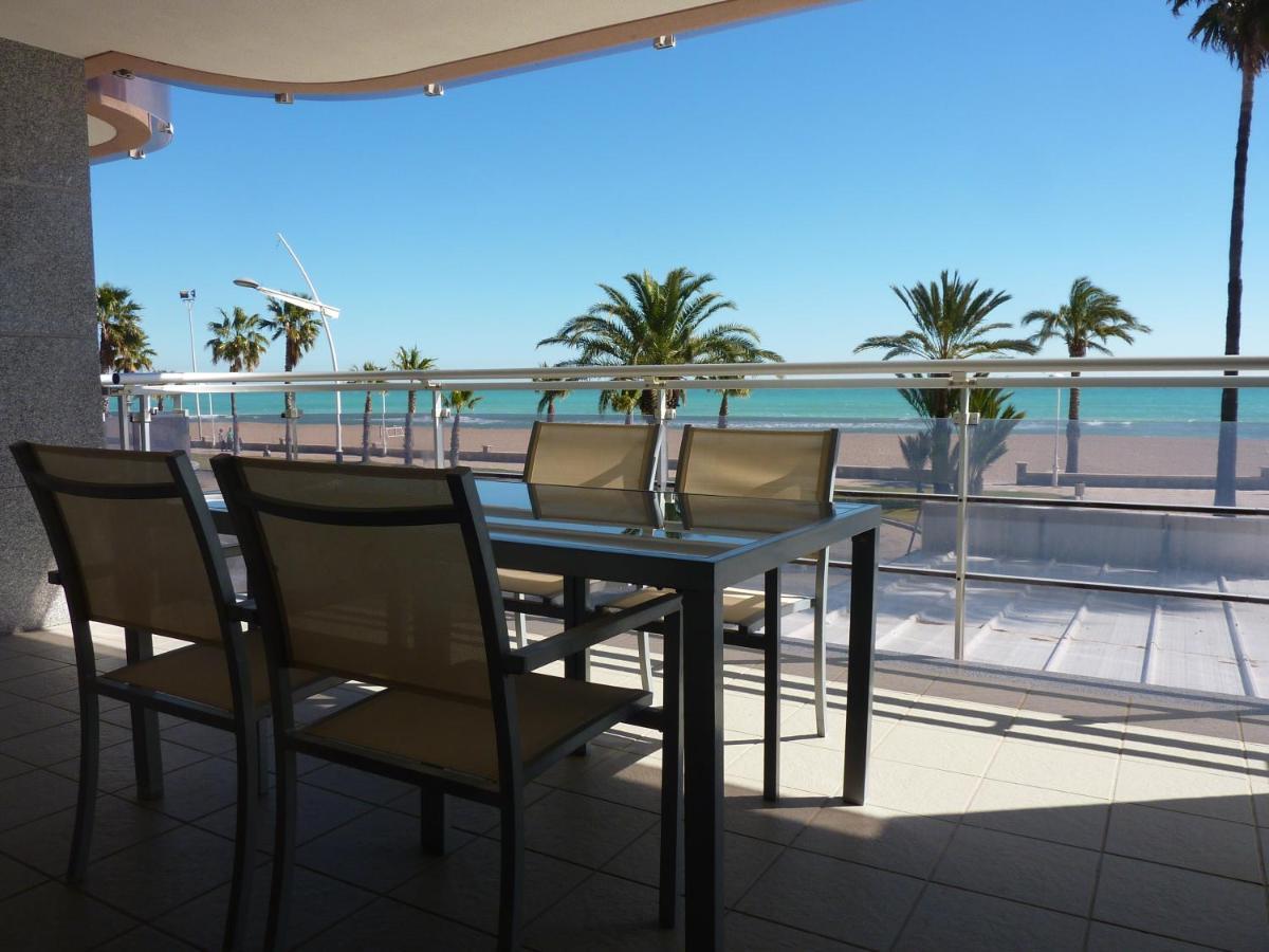 Apartamentos Deluxe Peñíscola 객실 사진